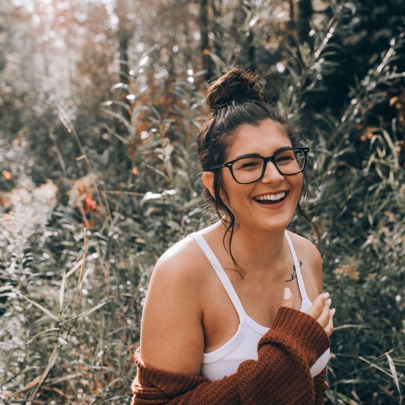 Meet your Posher, Jessica - Picture 1 of 1